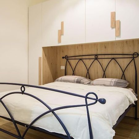 Stazione Treni - Wi-Fi & Netflix Cozy Space Appartement Salerno Buitenkant foto