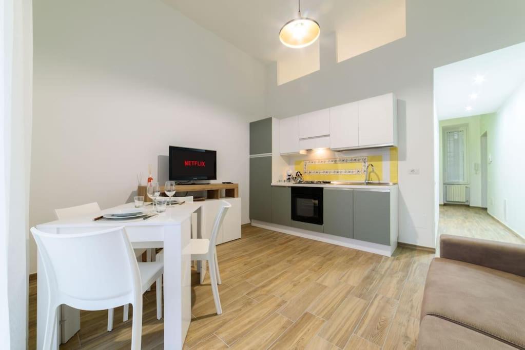 Stazione Treni - Wi-Fi & Netflix Cozy Space Appartement Salerno Buitenkant foto