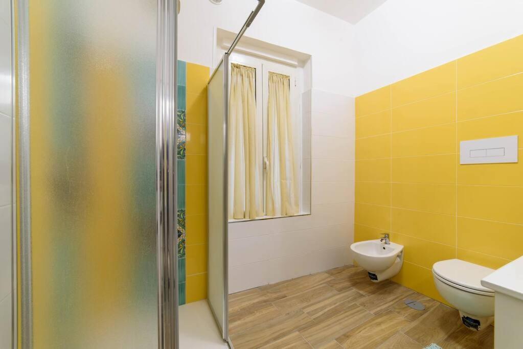 Stazione Treni - Wi-Fi & Netflix Cozy Space Appartement Salerno Buitenkant foto